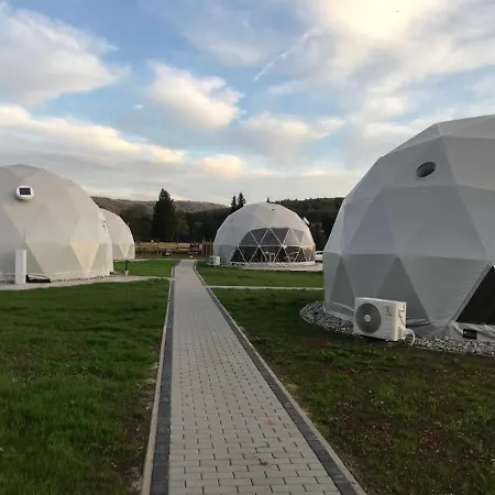 Tatra Glamp - Siec Noclegowa Tatra Glamp Lüks kamp alanı